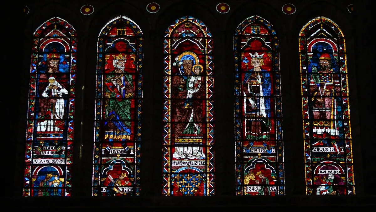 History of Kings Glass Moser Manufacturer: 10 Top Sights