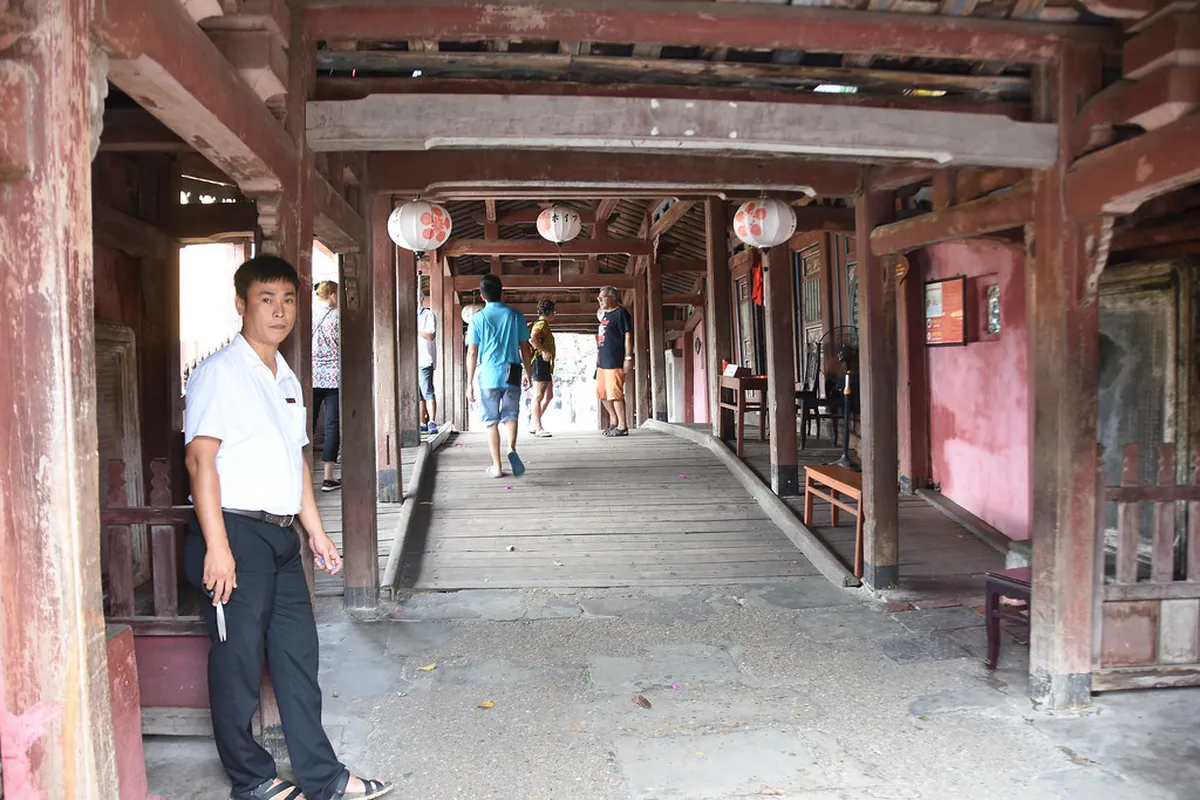 12 Best Sights Near Market Colonnade Wooden Structure