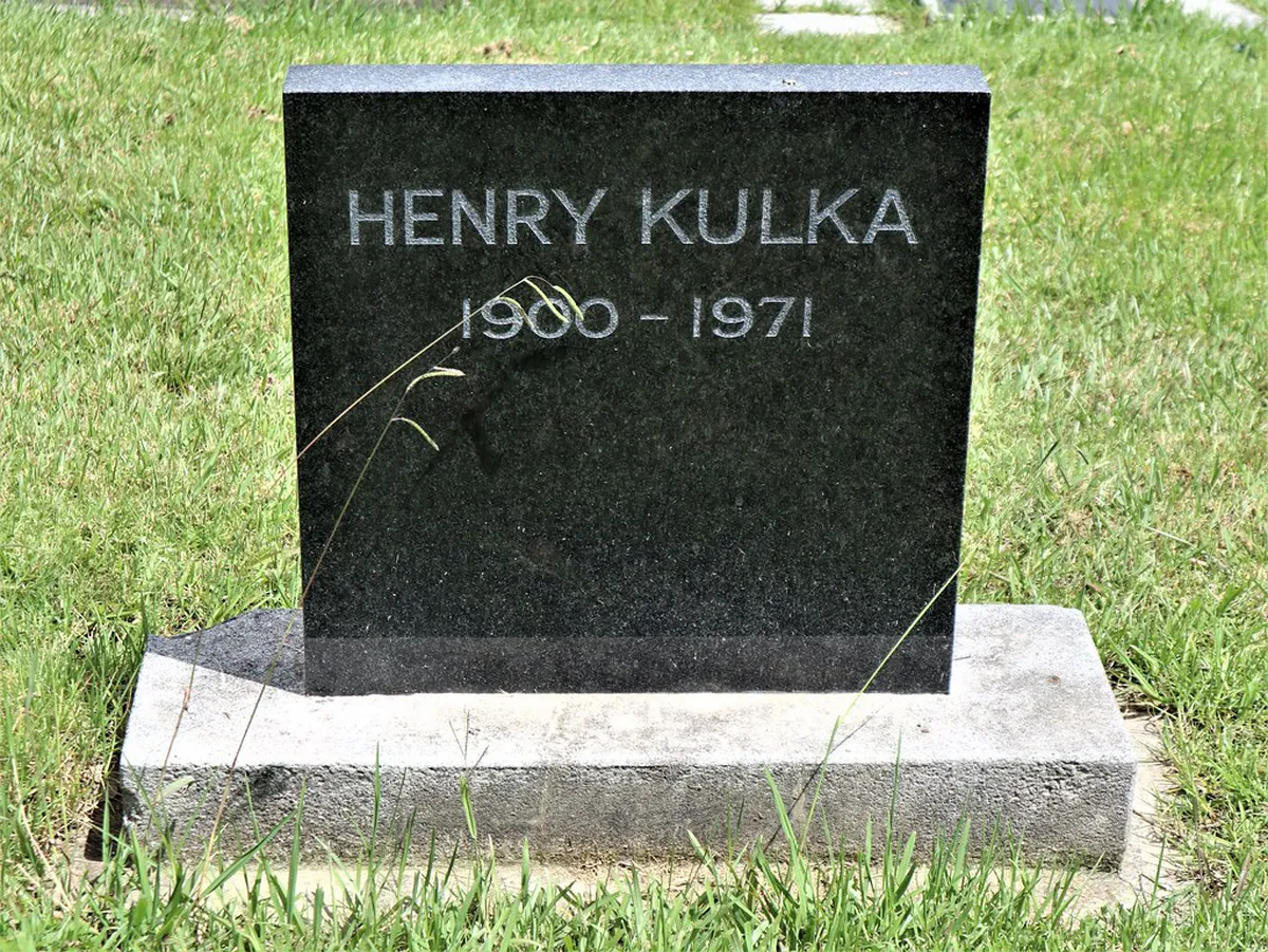 10 Best Adolf Loos Interiors Apartment Tours in Plzeň